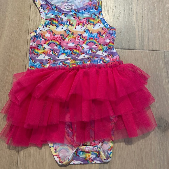 Lisa Frank Rainbow Unicorn Bodysuit with Pink Tulle Skirt Size 18-24M Y2K! - Picture 2 of 4